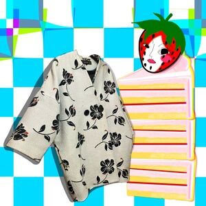 Zara Women’s Light Blue Floral Woven Jacket 
Size Medium